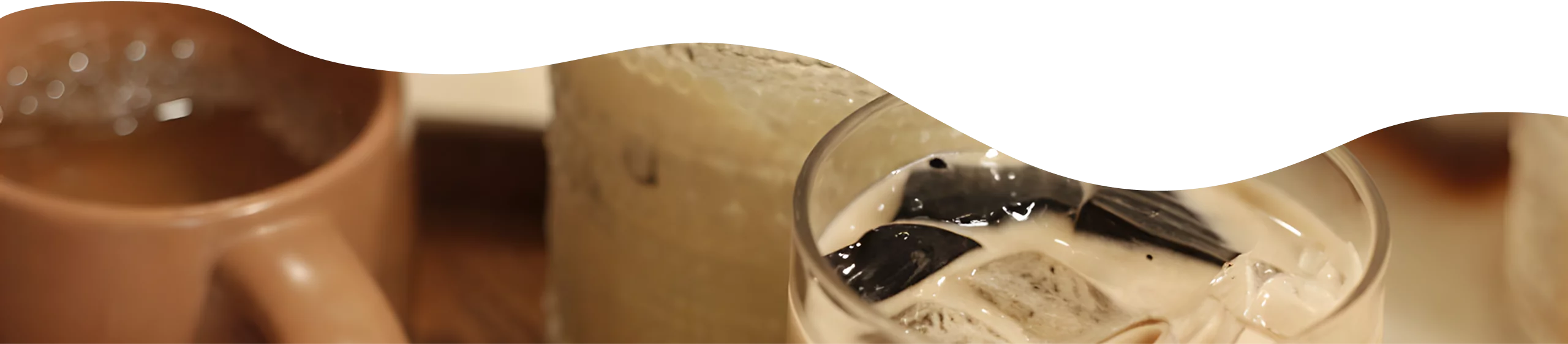 采唐珍珠奶茶與仙草飲品